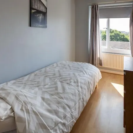 Apartman Cozy 3 Bed Garden House Bristol