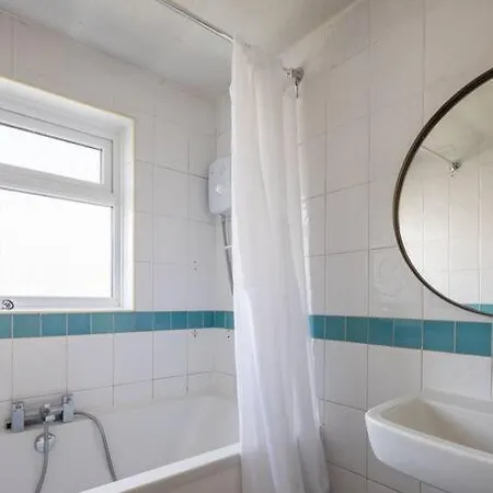 Apartamento Cozy 3 Bed Garden House Bristol